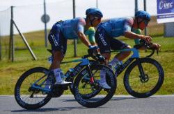 开云体育APP下载-匈牙利代表团集体斩获佳绩，荣誉归来