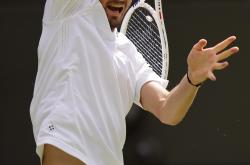 开云体育平台APP-拉沃尔杯完胜温网，梅德韦杰夫状态火热