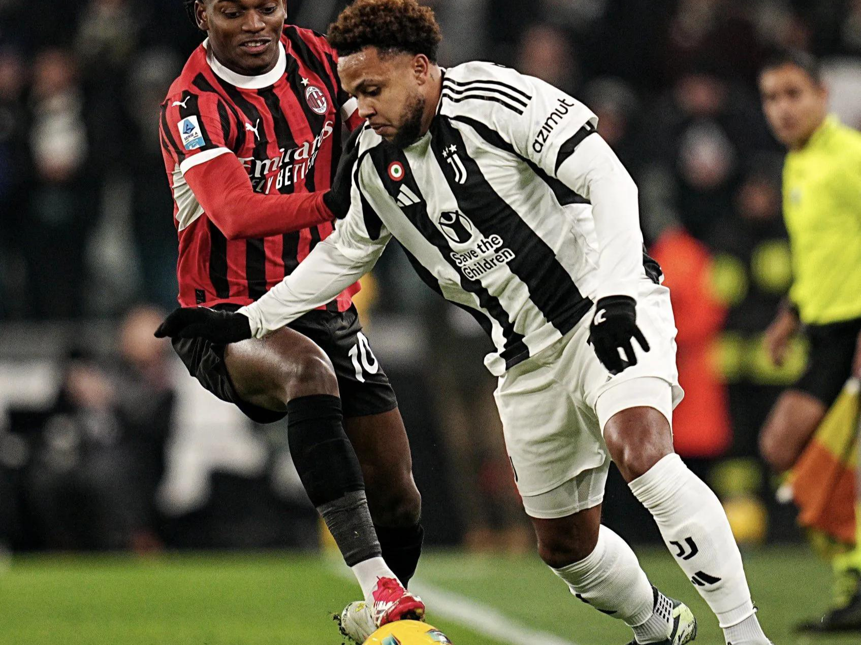 尤文2-1逆转AC米兰，夺得胜利