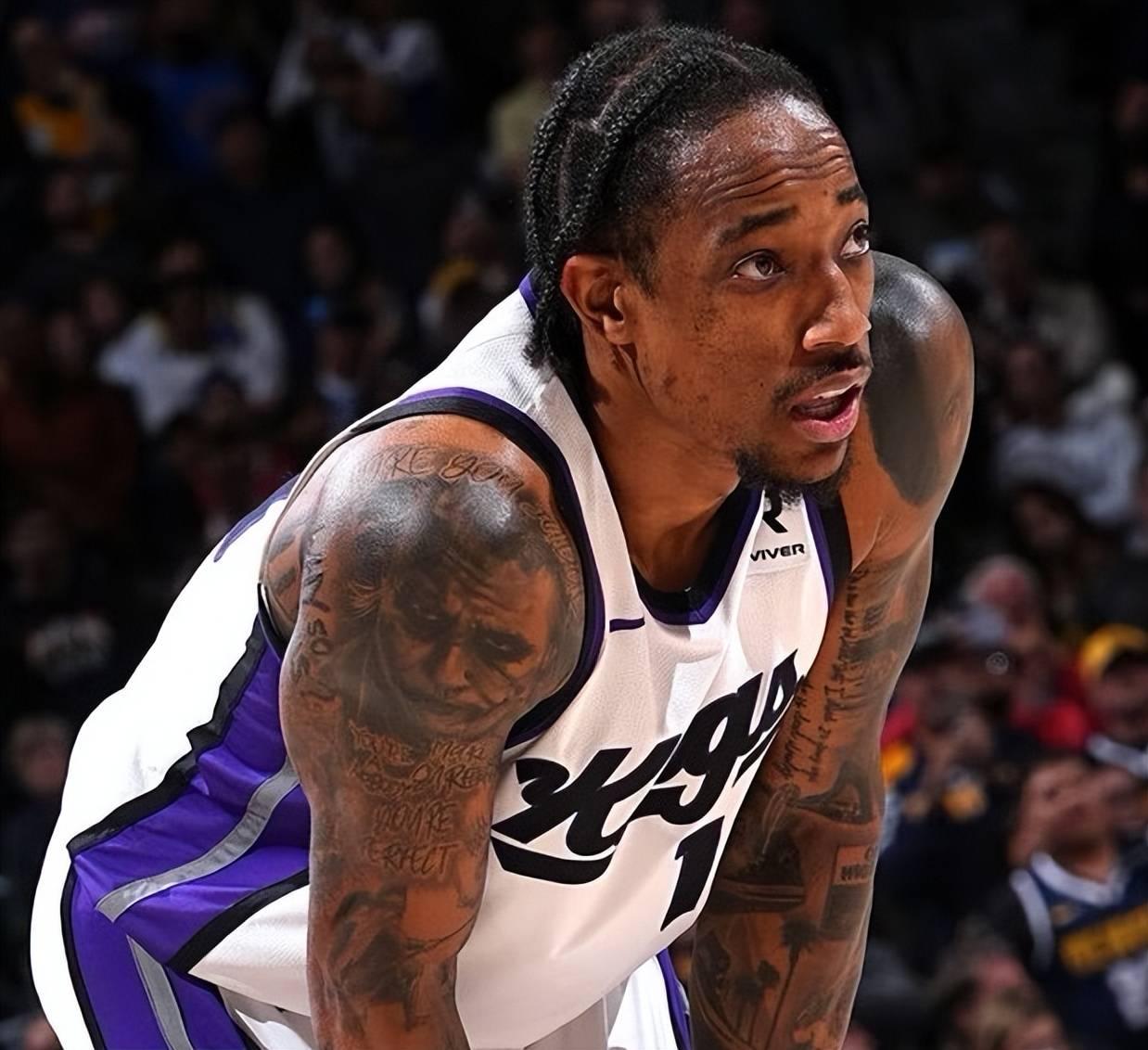 关于德罗赞砍下季后赛生涯新高，助球队获胜的信息