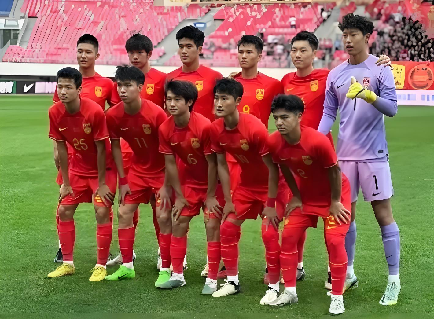 国内球队在足球赛事中大放异彩 国内球队在足球赛事中大放异彩