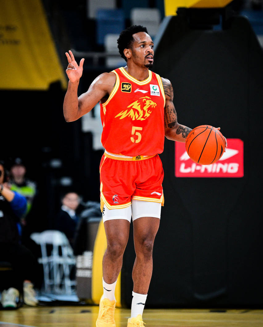 乌兹别克队运动员刻苦训练,实现夺冠 乌兹别克队运动员刻苦训练,实现夺冠