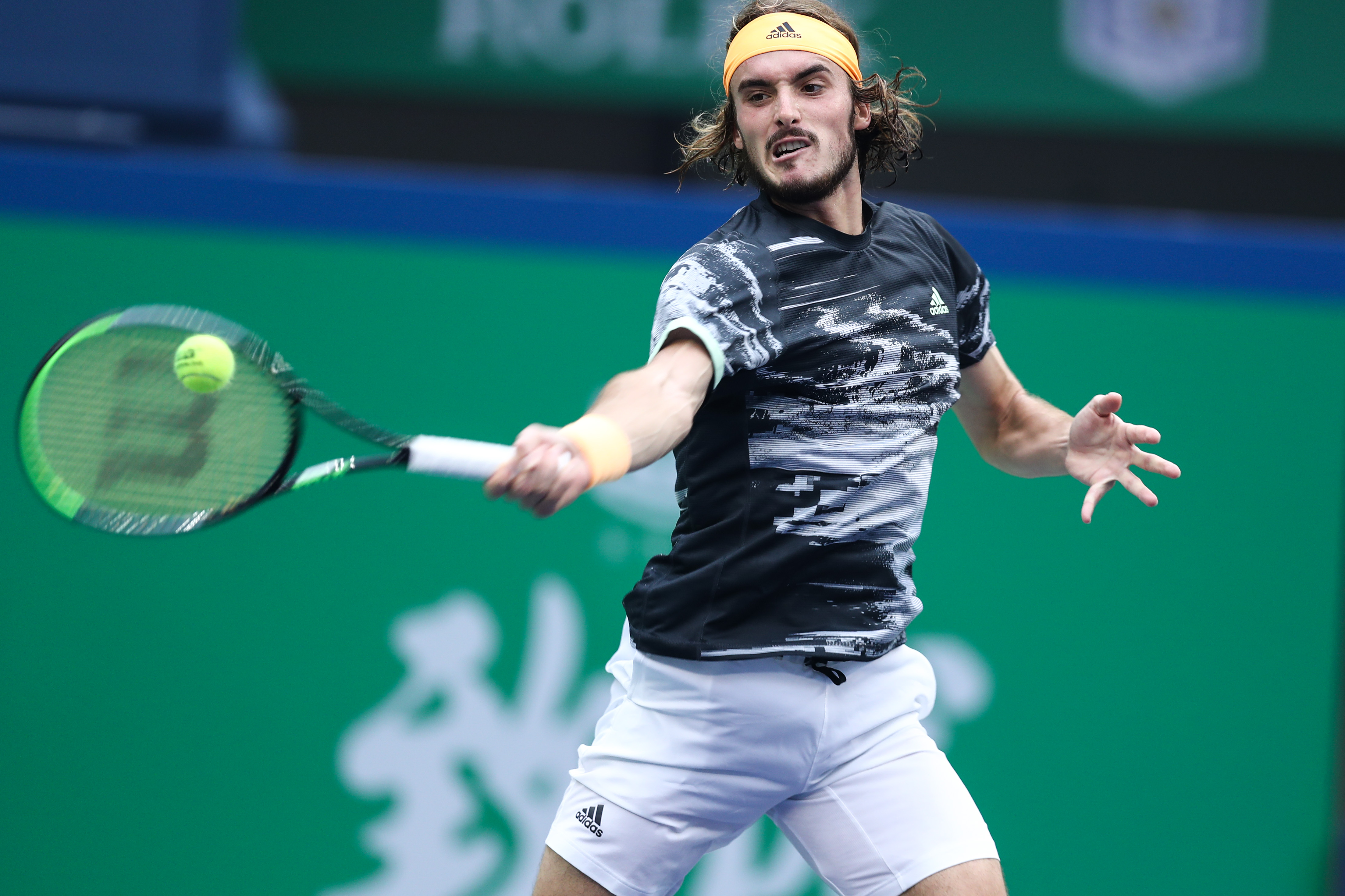 英国网球队血洗日本网球队,西西帕斯统治全场的简单介绍 英国网球队血洗日本网球队,西西帕斯统治全场的简单介绍