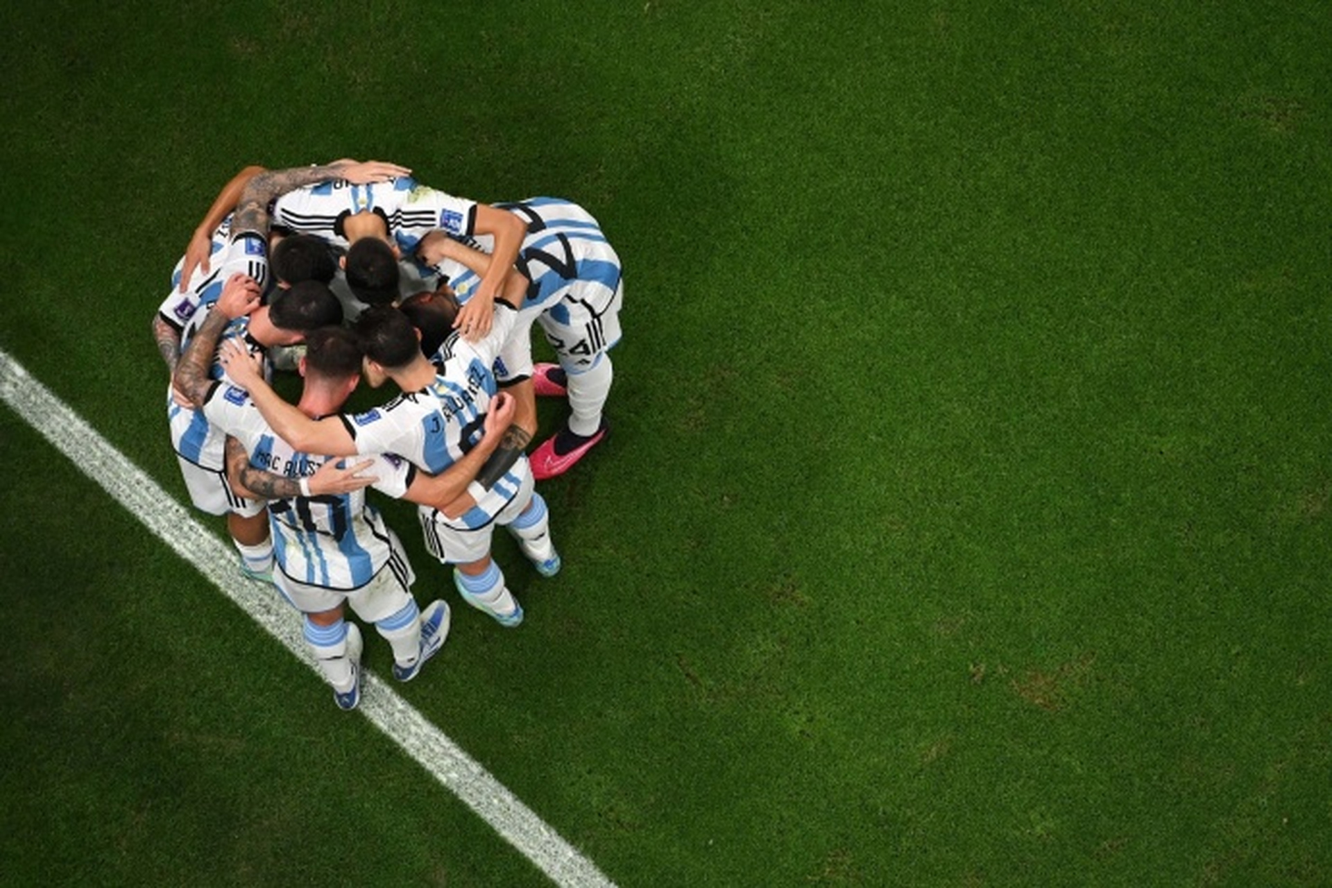 关于阿根廷碾压克罗地亚，萨内高光表现的信息