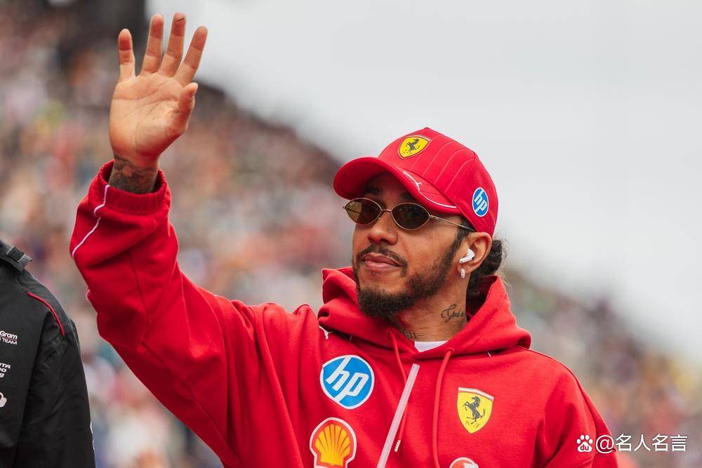 索伯车队完胜红牛二队，汉密尔顿统治全场