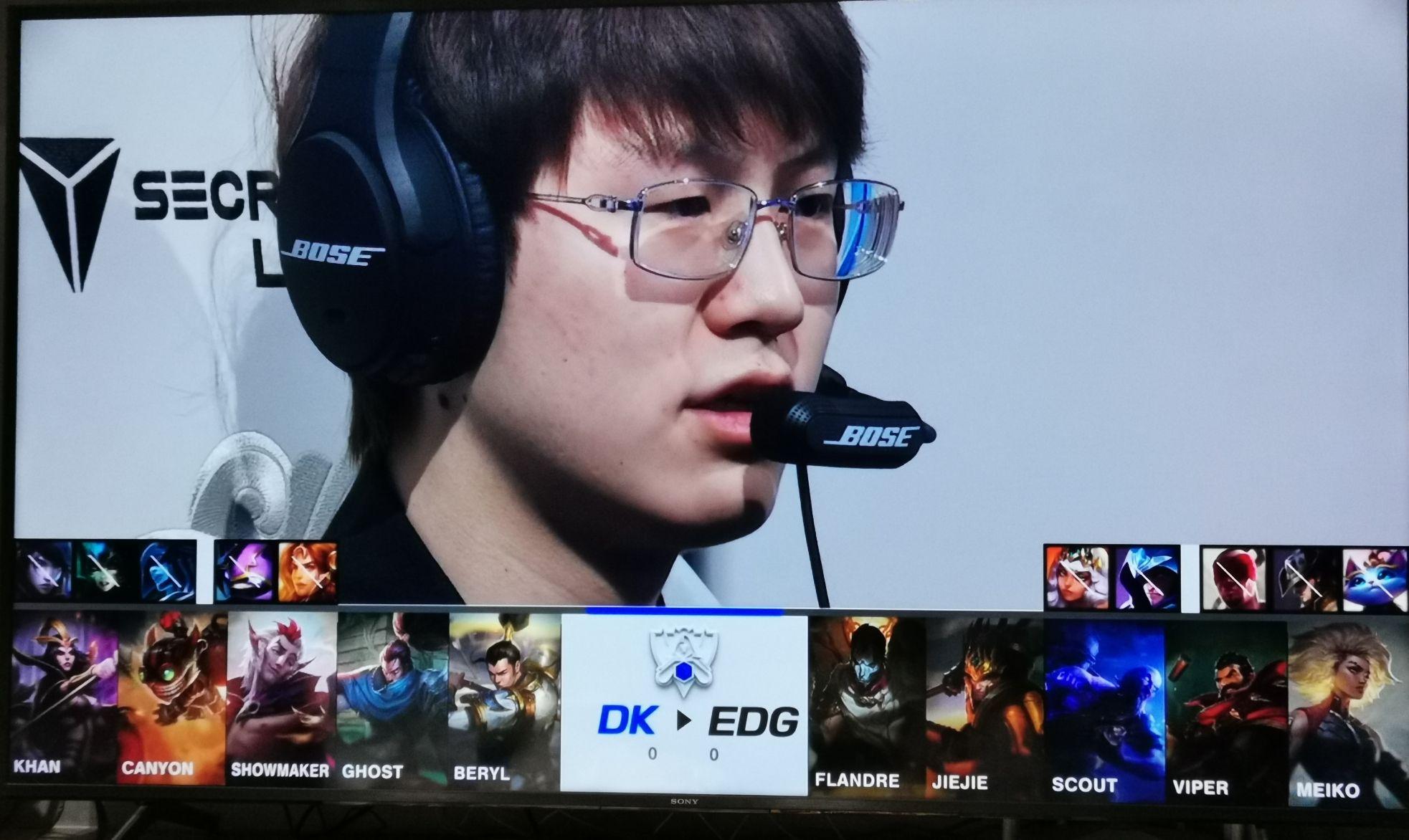 中国队鏖战印尼队,李梓嘉统治全场 中国队鏖战印尼队,李梓嘉统治全场